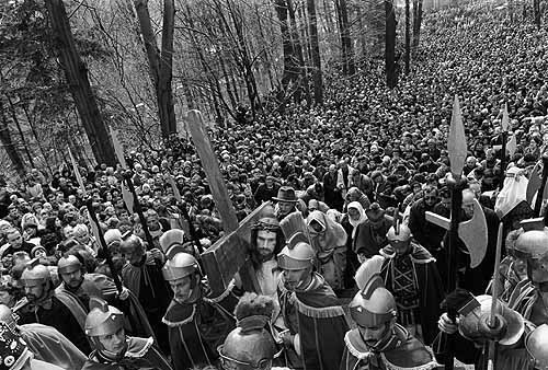 Passion Play, Poland 1998 - photo by Jan van IJken.